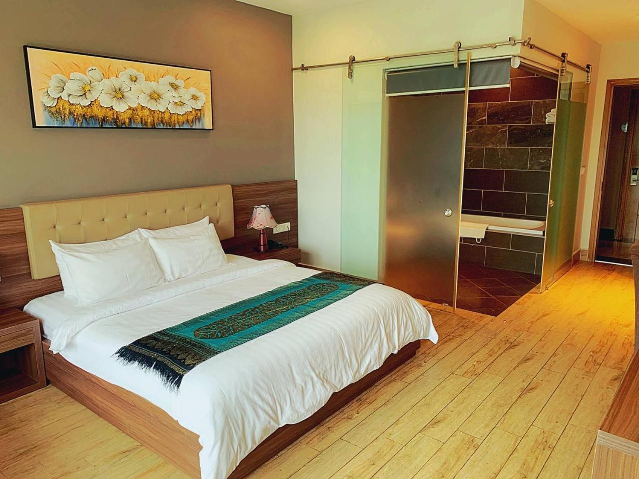 Kep Bay Hotel & Resort Extérieur photo